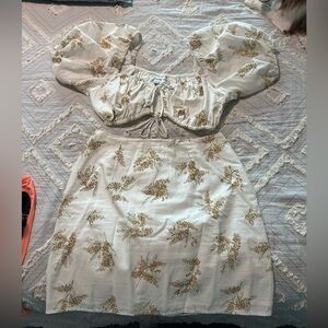 Sabo Skirt White and Tan Skirt Set